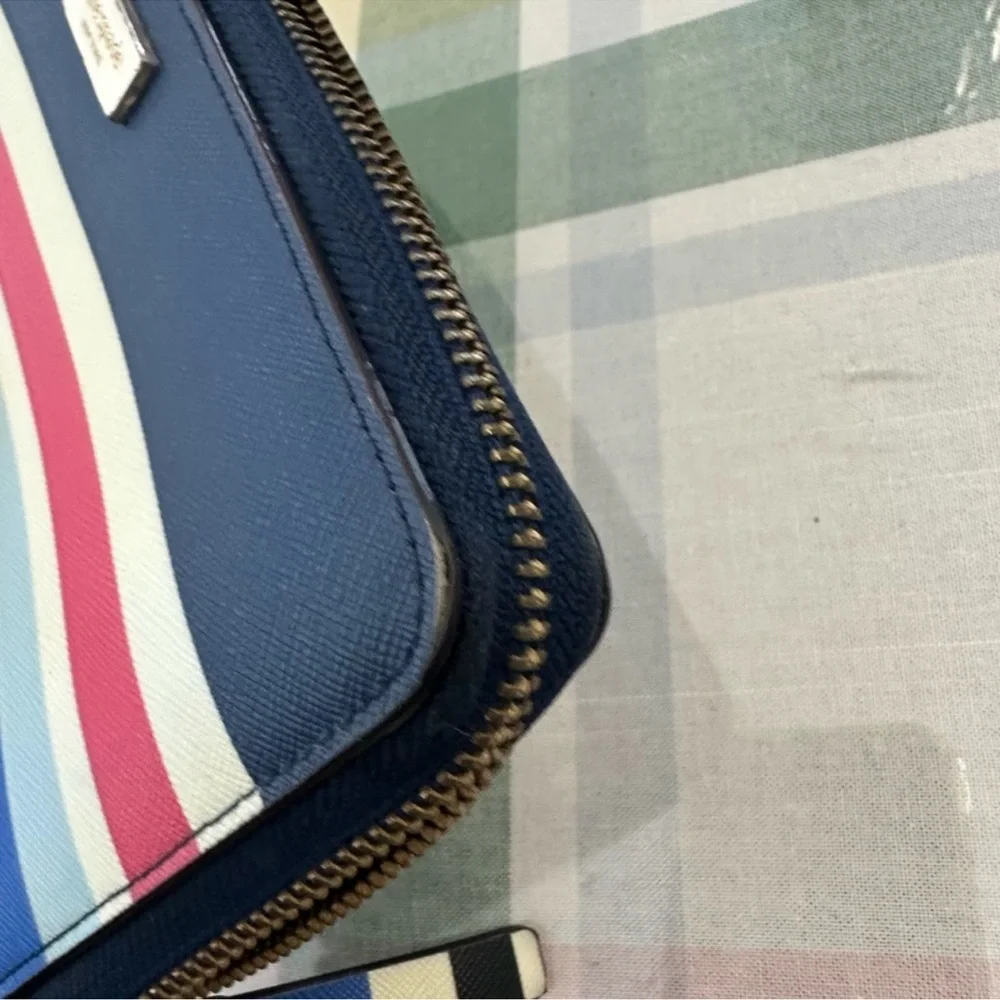 Kate Spade Laurel Way Neda Continental Striped Wallet - Picture 10 of 11